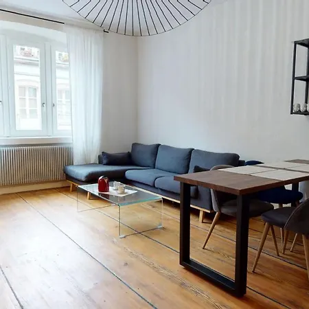 Le Neubau Апартаменты *